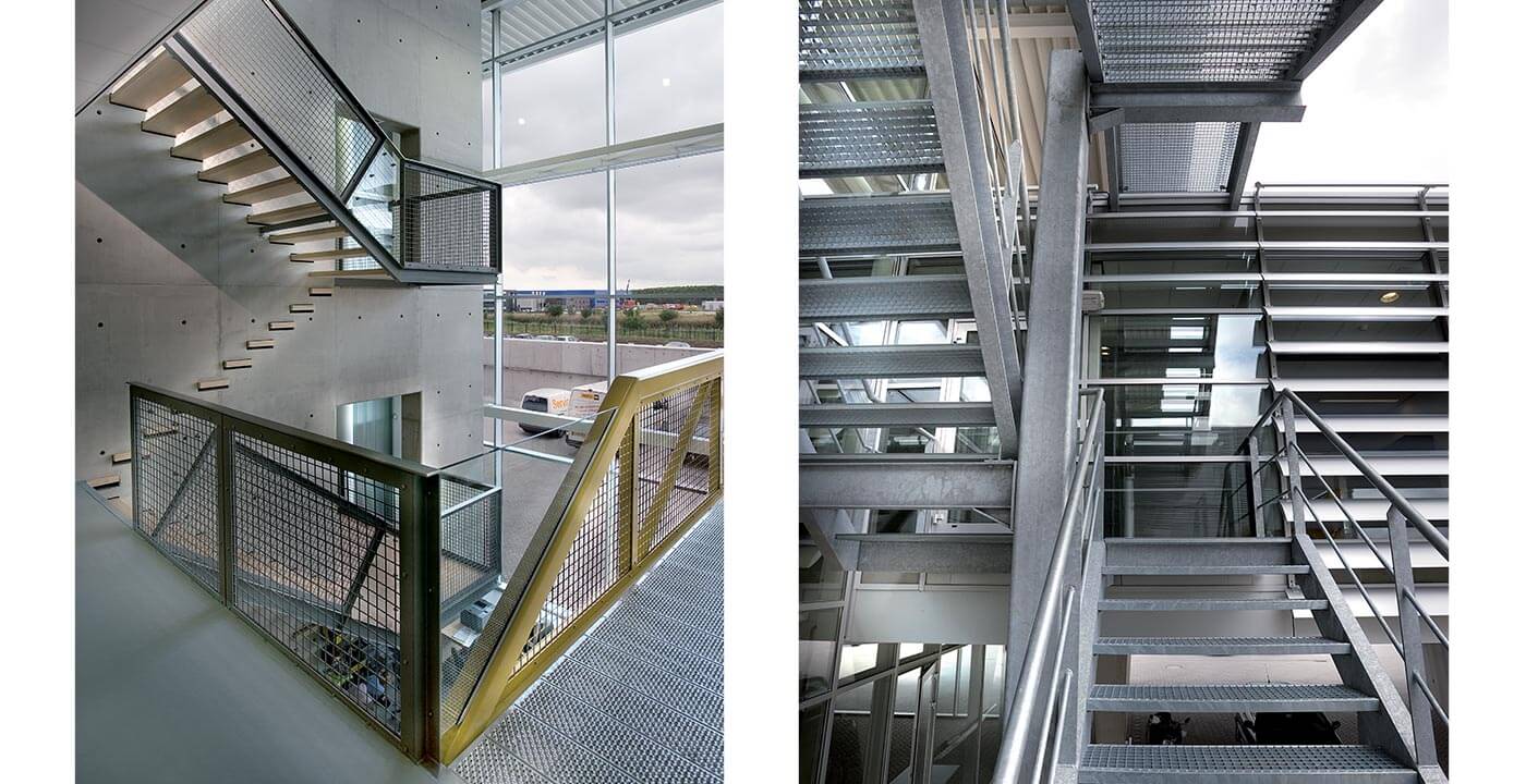 PonCat_2xstairs